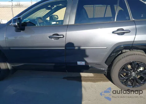 2025 Toyota Rav4 Hybrid Xse z USA, uszkodzony, nr VIN JTME6RFV8SD582002